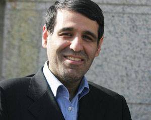 احمدی نژاد باز هم غافلگیر می کند ؛ چه کسی سرپرست وزارت ورزش می شود؟!