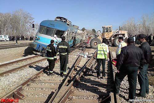 4 کشته و 26 مصدوم حاصل واژگونی قطار زاهدان - تهران/علت حادثه در دست بررسی است