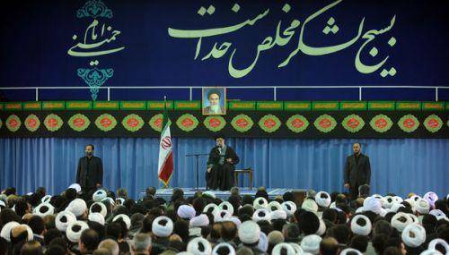 صدها نفر از بسیجیان کشور با رهبر معظم انقلاب اسلامی دیدار کردند
