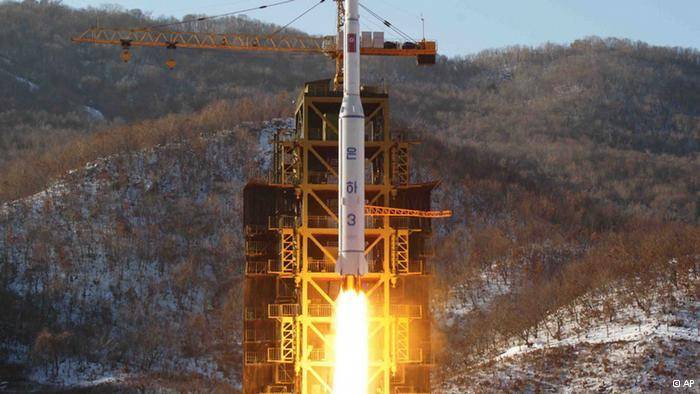 کره‌شمالی: آزمایش بمب اتمی را از سر می‌گیریم