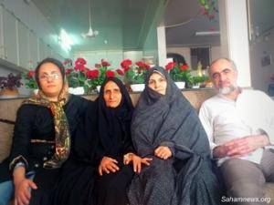 دیدار خانواده ستار بهشتی با احمد منتظری