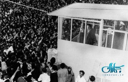 تصویر منتشر نشده از دیدار با امام در فیضیه