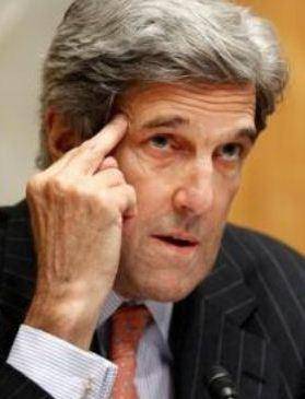 اتهام زنی وزیر خارجه آمریکا: ایران عامل حمله به پایگاه منافقین است