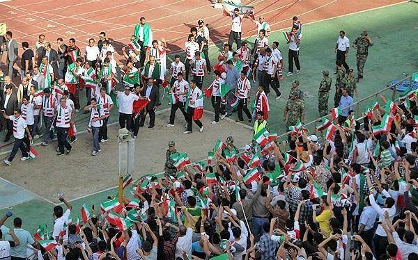 عکس هايي از جشن صعود تيم ملي در ورزشگاه آزادي