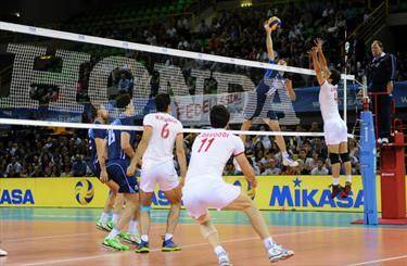 والیبال ایران در خاک ایتالیا شگفتی ساز شد/ افتخارآفرینی بزرگ شاگردان ولاسکو+ جدول