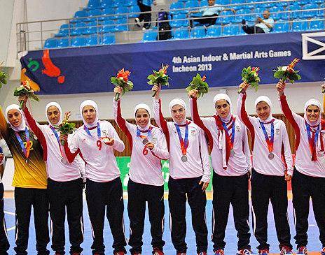 اولین مدال فوتسال بانوان نقره ای شد؛ نایب قهرمانی آسیا برای ایران