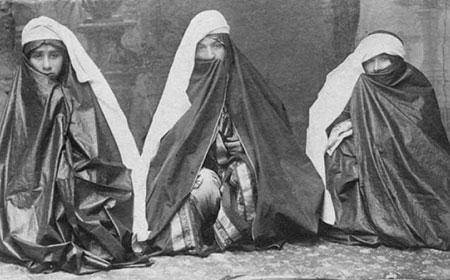 عکس/ نمونه ای از حجاب در دوران قاجار