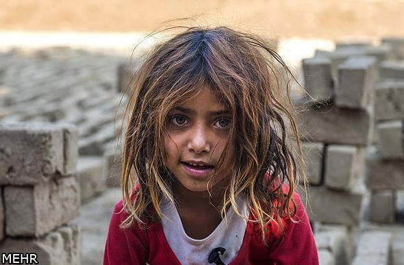 عکس / بمناسبت روز کودک: کرمانشاه و کوره های آجرپزی روستای نومل گرگان