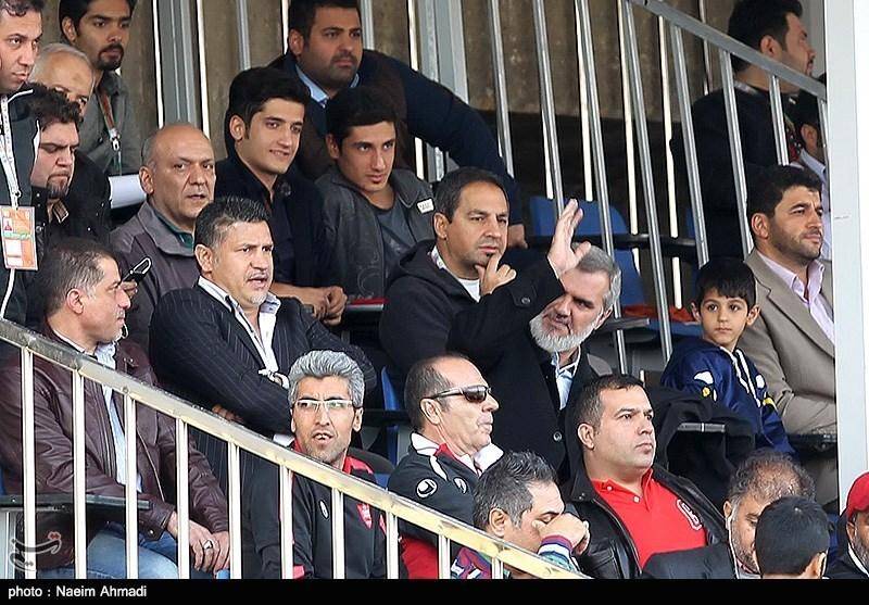 دایی و رویانیان درحال تماشای فوتبال/عکس