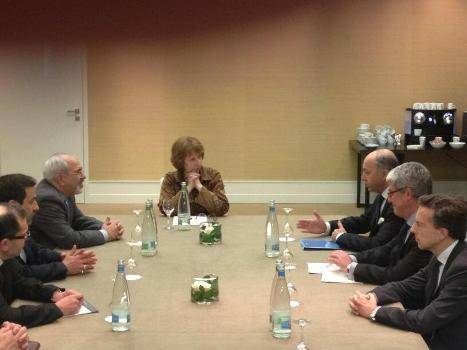 نشست سه جانبه ظریف، اشتون و وزیر خارجه فرانسه
