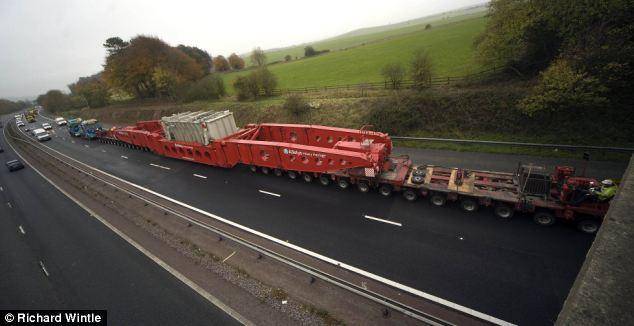 بزرگ ترین کامیون جهان/عکس