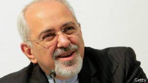 ظریف از گفت‌وگوی تلفنی با وزیر امور خارجه آمریکا خبر داد