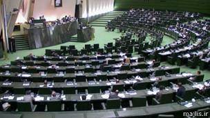 موضوع تشکیل هیات نظارت بر توافق اتمی ژنو در مجلس ایران منتفی شد