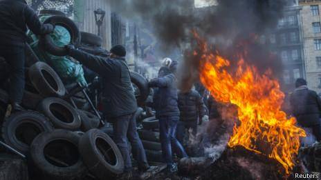 شدت گرفتن اعتراضات در اوکراین در پی شکست مذاکرات دولت و مخالفان