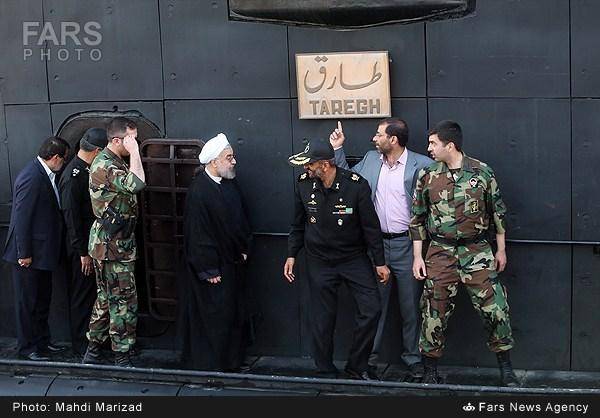 بازدید روحانی از زیردریایی ایرانی