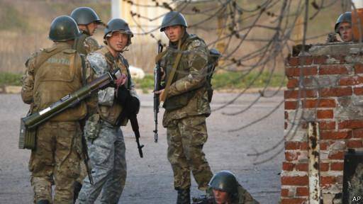 واحدهای نظامی اوکراین به پیشروی 'علیه تروریست‌های مسلح' ادامه می‌دهندآغاز عملیات 'ضد تروریستی' اوکراین علیه جدایی‌طلبان هوادار روسیه<dc:title />          