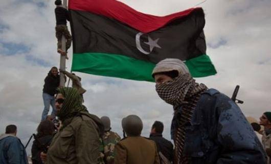 بحران لیبی بعد از سه سال که از حمله غرب و متحدین منطقه یی آن برای سرنگونی رژیم "معمر قذافی" می گذرد نه تنها منجر به استقرار یک دولت مطلوب تر نشده که با تشدید بی ثباتی و فروپاشی قدرت ملی به مرز فاجعه نیز نزدیک شده است
