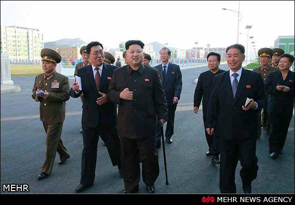 بازگشت رهبر کره شمالی با عصا/تصاویر