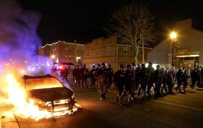 شورش و غارت در شهر فرگوسن آمریکا