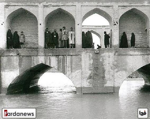 عکس/سی و سه پل اصفهان زمان قاجار