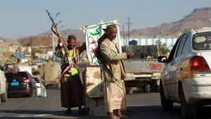 کاخ ریاست‌جمهوری و نخست‌وزیری یمن در محاصره حوثی‌ها