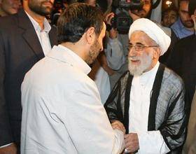 احمدی‌نژاد۸۸: چهار تا خس‌و خاشاک …/ جنتی۹۳: چهار تا عوضی می‌گویند رفع حصر