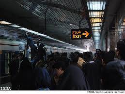 21:34 - عکس باور نکردنی از یک واگن متروی تهران!