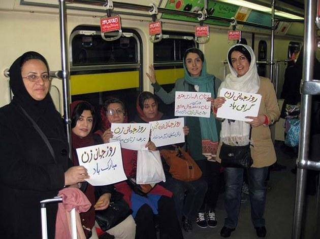 از مترو تا دانشگاه: لحظه هایی از روز جهانی زن در تهران به روایت تصویر