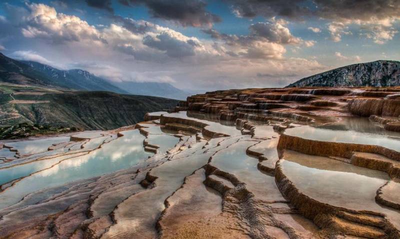 زیباترین چشمه جهان در ایران!/تصاویر