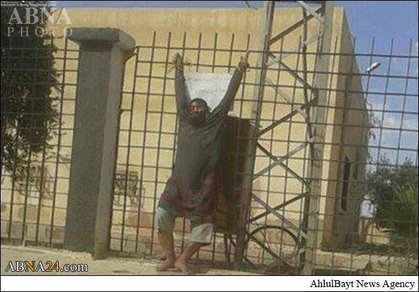 داعش مردسوری را به صلیب کشید/عکس