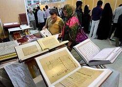 عرضه 21 هزار عنوان کتاب در بخش فروش نمایشگاه قرآن