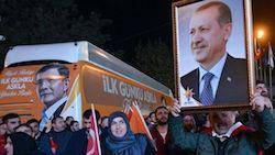 پیروزی حزب حاکم عدالت و توسعه در انتخابات پارلمانی ترکیه