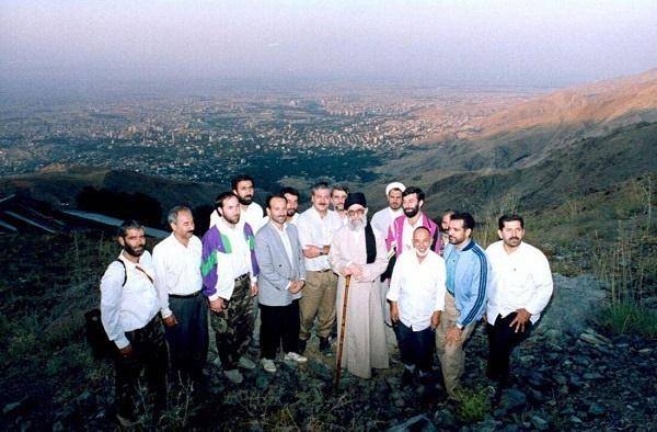 عکس: مقام معظم رهبری در ارتفاعات تهران
