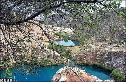 دریاچه دوقلوی «سیاه گاو» نادرترین دریاچه کشور +عکس