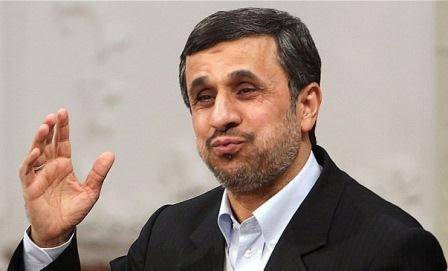 باید به احمدی‌نژاد جایزه داد