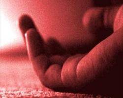 خودکشی آنلاین دختر 19 ساله پس از تجاوز + تصاویر