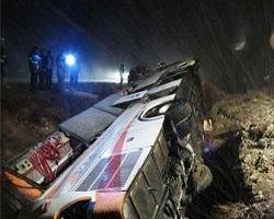 19 کشته در حادثه دلخراش سقوط اتوبوس به دره در فارس