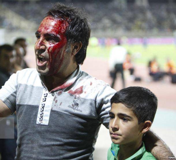 ۳۳ مجروح حاصل درگیری هواداران استقلال خوزستان و پرسپولیس