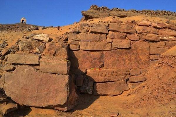 اسرار دیوار 4200 ساله مصری کشف شد + عکس