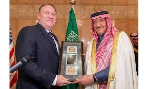 اعطای مدال افتخار مبارزه با تروریسم سازمان سیا به ولیعهد عربستان 
