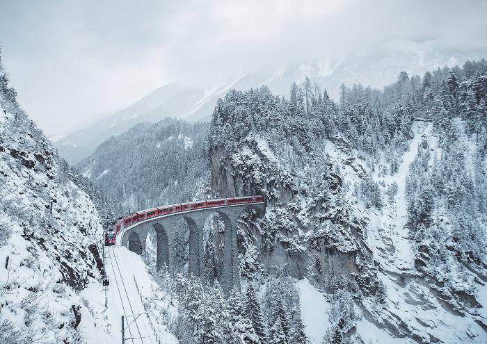 عکس / مسیر قطار در The Landwasser Viaduc سوئیس