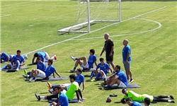 درخواست منصوریان از بازیکنان در روز غیبت ستاره‌های ملی پوش