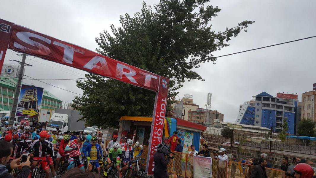 مرحله پنجم مسابقات تور بین‌المللی دوچرخه ‌سواری ایران - آذربایجان آغاز شد