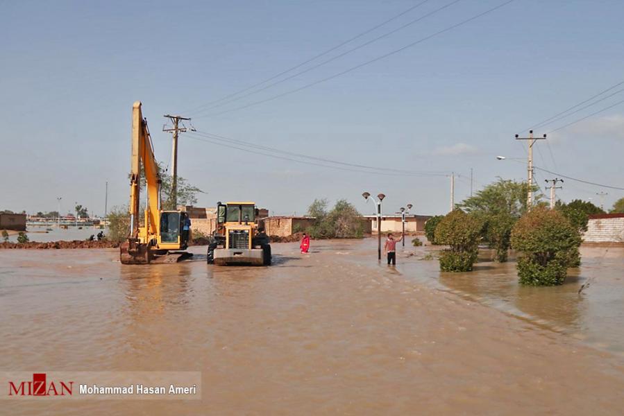 مسدود شدن راه ۱۵۰ روستا در استان سیستان و بلوچستان/ برقراری ارتباط راه‌ها به محض فروکش کردن آب