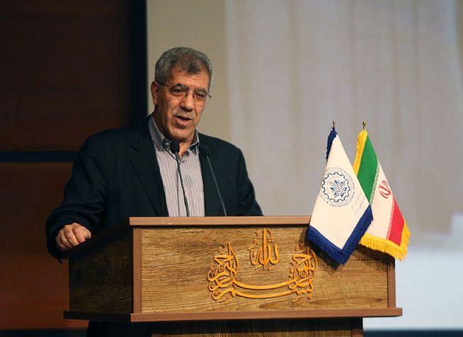 رئیس دانشگاه صنعتی شریف چهل و یکمین سالگرد پیروزی انقلاب را تبریک گفت
