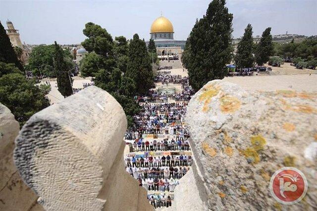 مشارکت هزاران فلسطینی در "بامداد عظیم" مسجد الاقصی