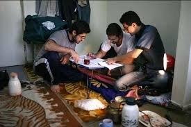 جلوگیری از شیوع کرونا دانشجویان خوابگاهی اراک را به دردسر انداخت!