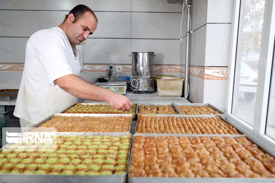 ویروس کرونا، فروش بازار شیرینی استان قزوین را به نصف رساند