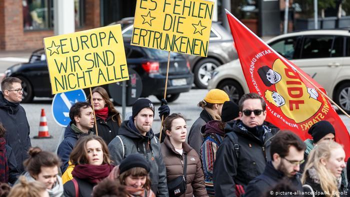 آلمان چگونه به نژادپرستی و بیگانه ستیزی پاسخ می‌دهد؟