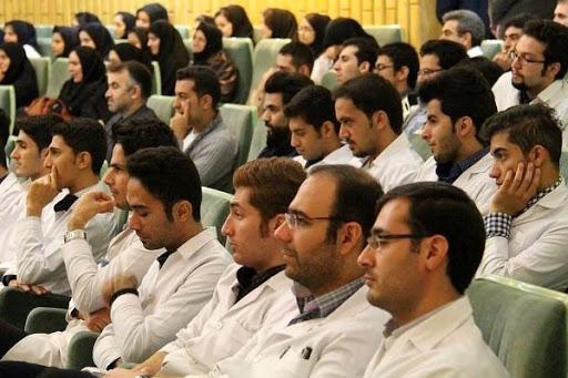 آزمون‌های فروردین و اردیبهشت ماه ۹۹ وزارت بهداشت لغو شد